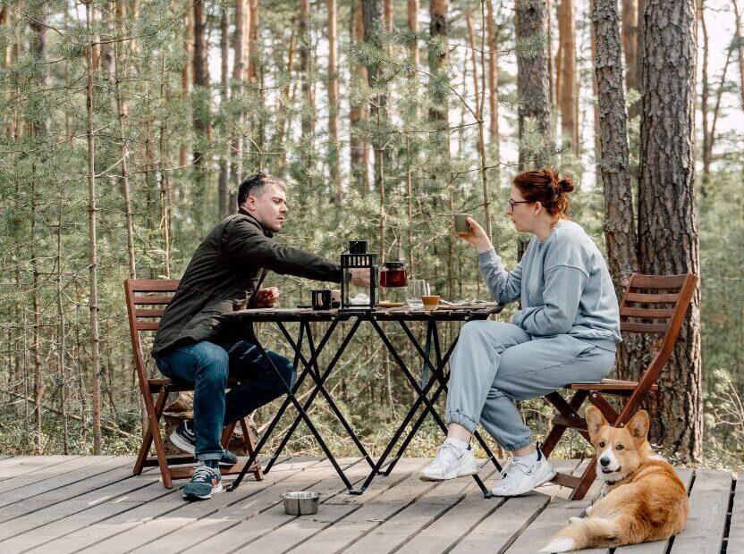 Villy Uley | Лес, снег, тай! Кто куда, а мы в майские — на природу!